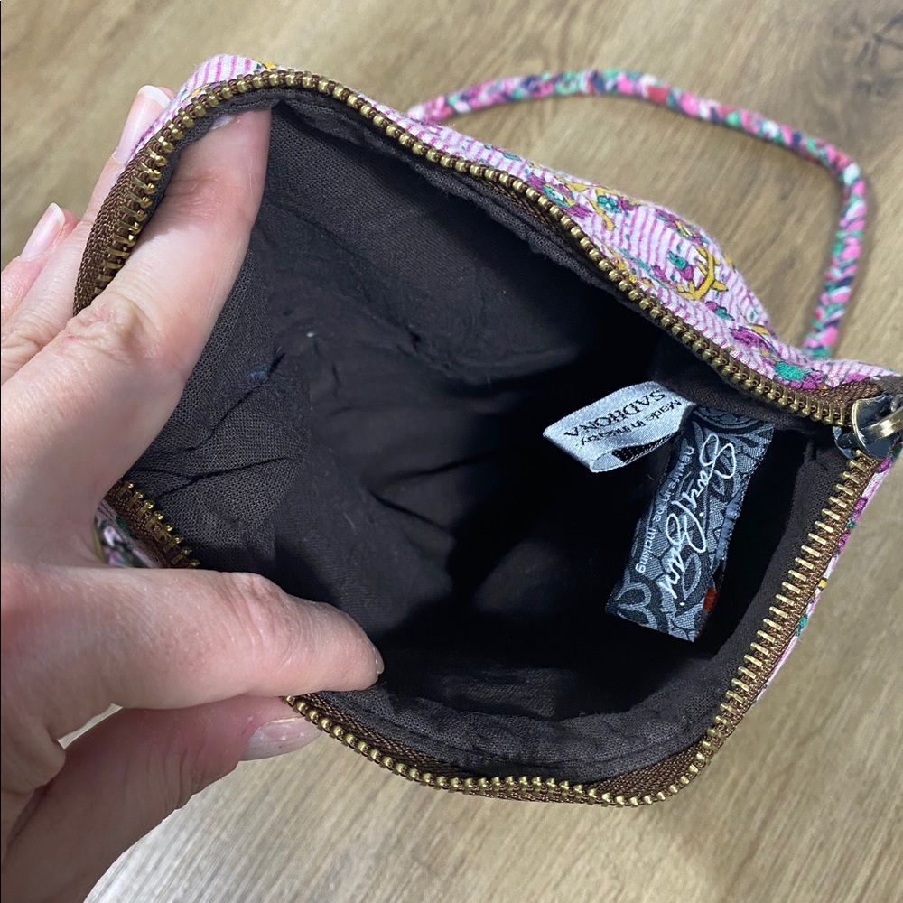 Saribari recycled/repurposed small Floral Pink Crossbody Bag - Picture 5 of 10